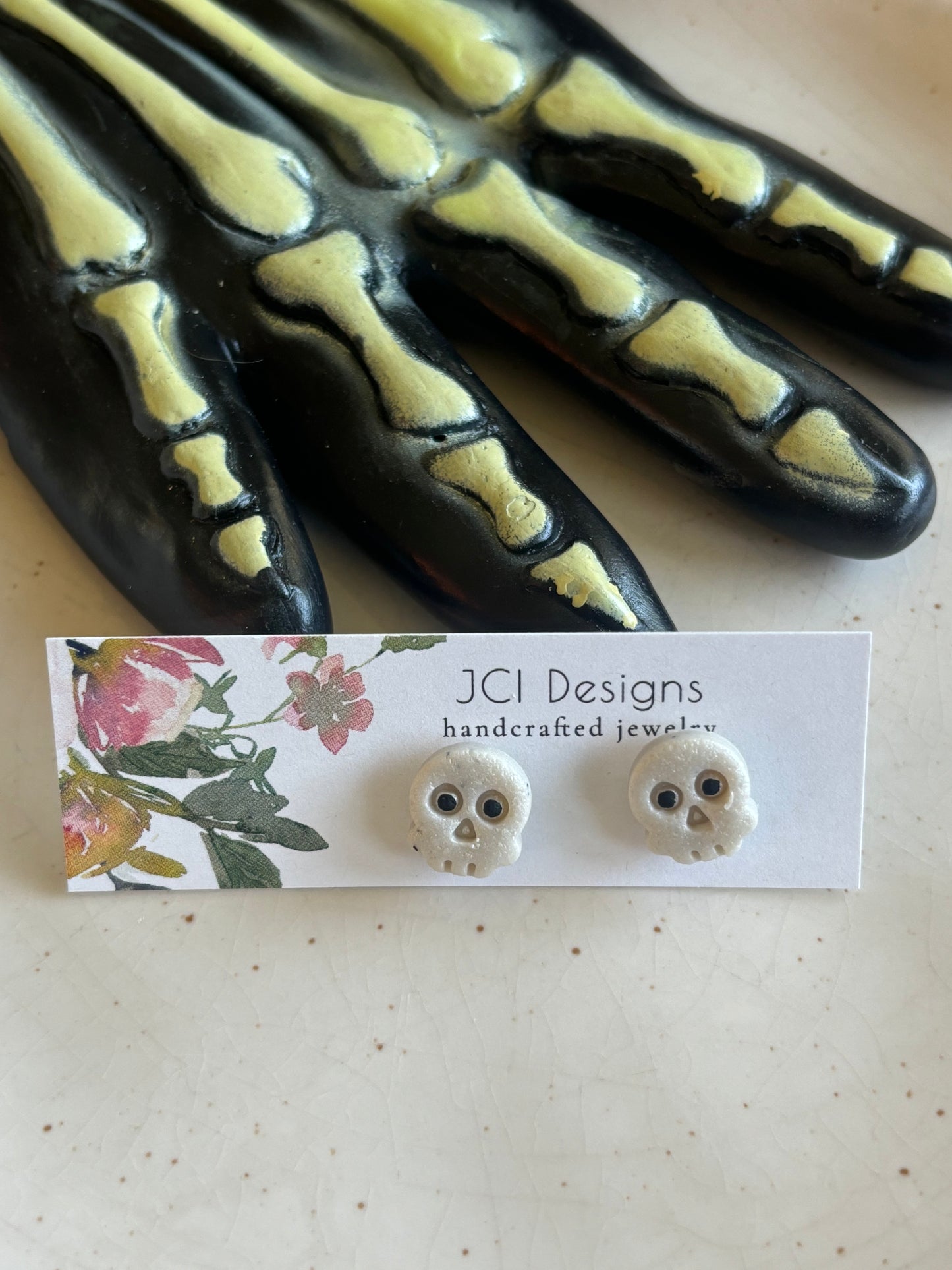 Skull studs