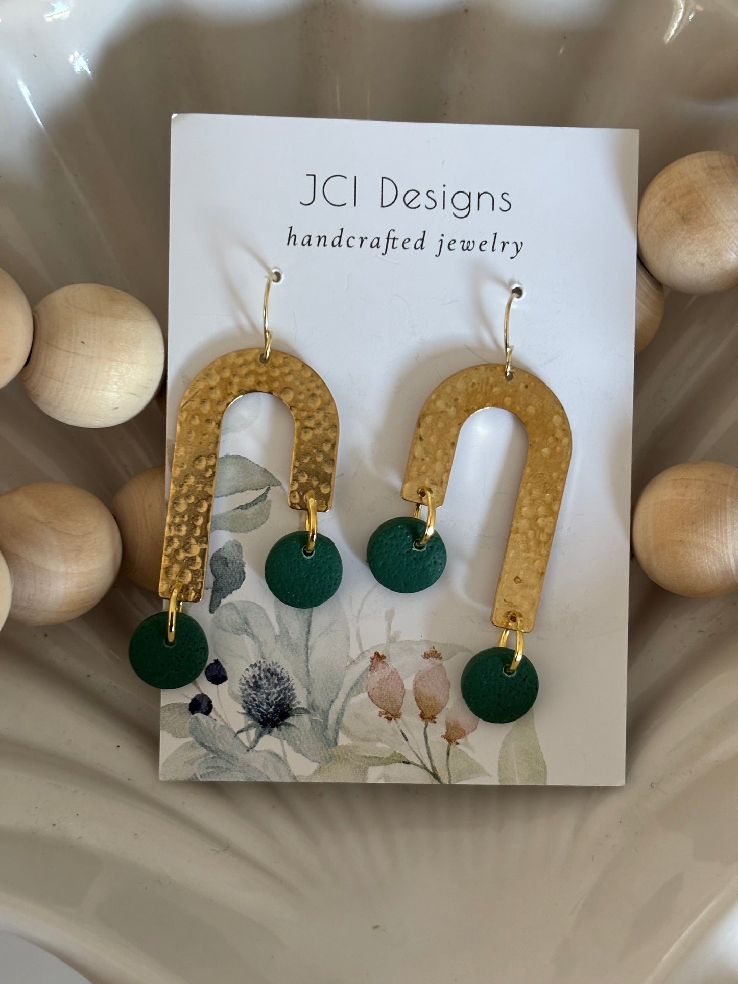 Arches in forest green