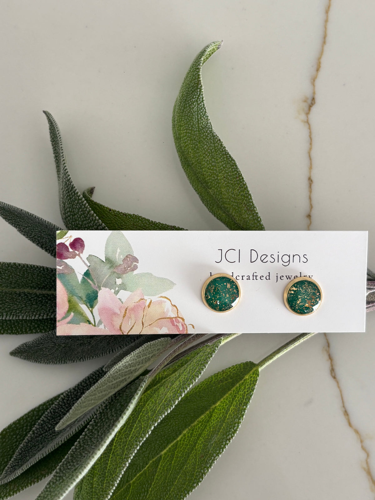 Emerald midsized studs