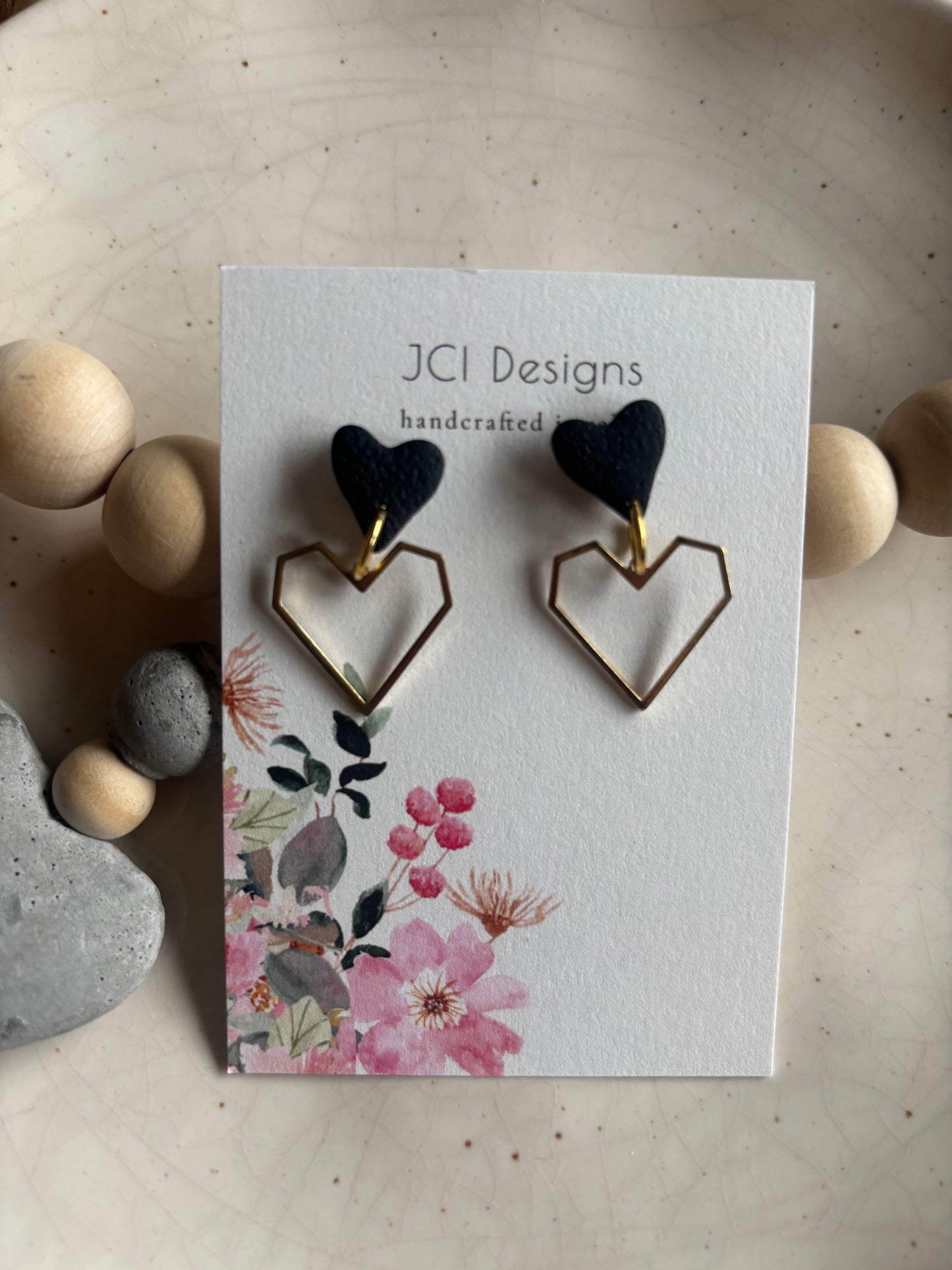 Heart stopper in black