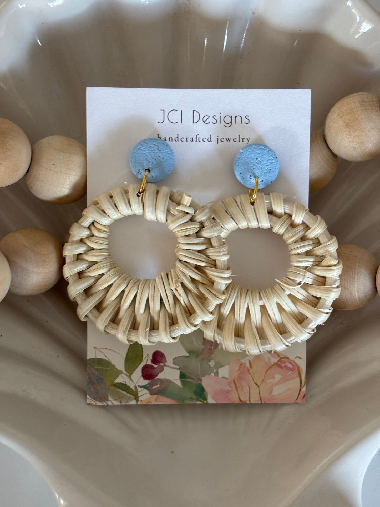 Rattan in light blue