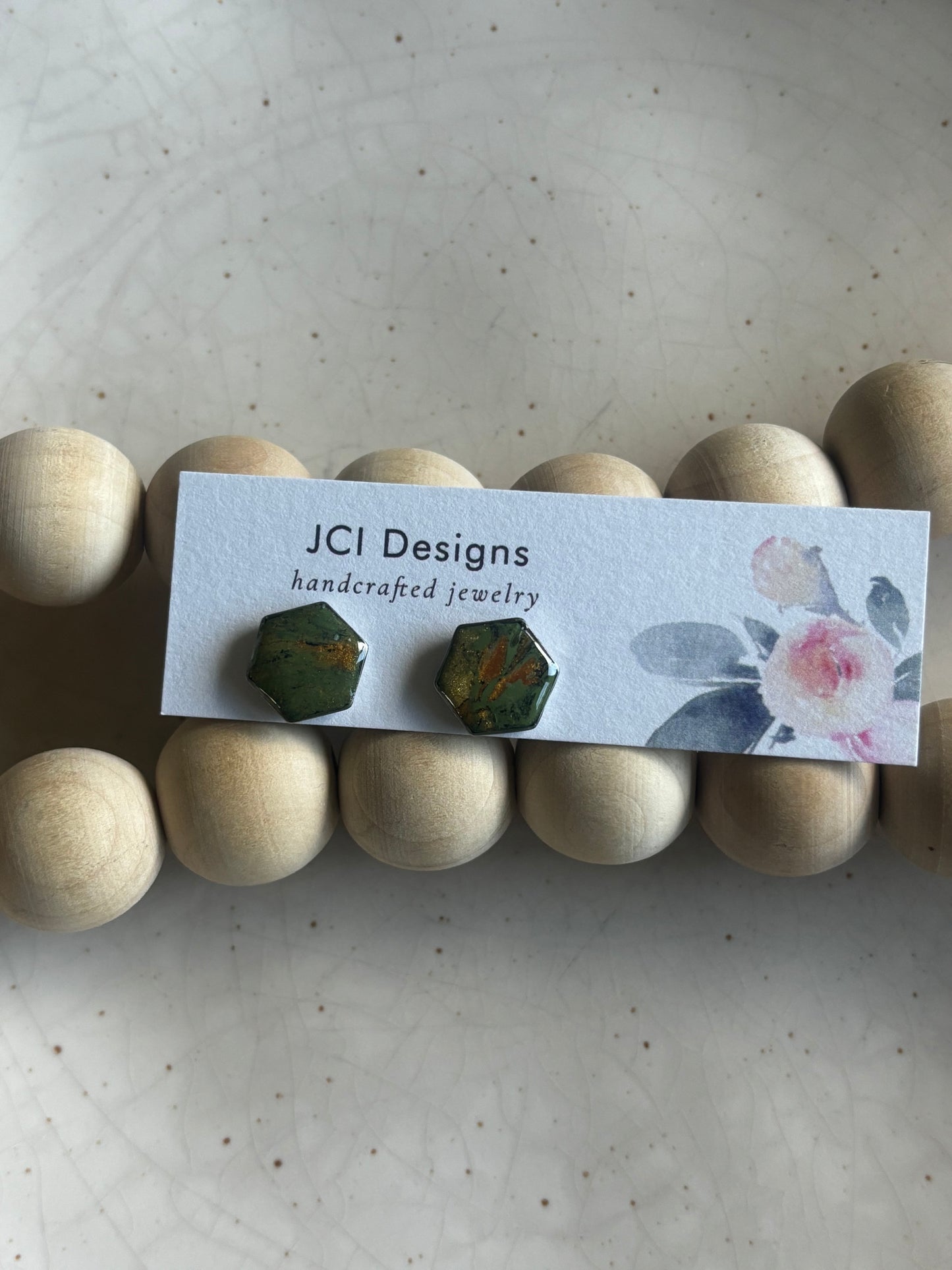 Hexagon studs in army green