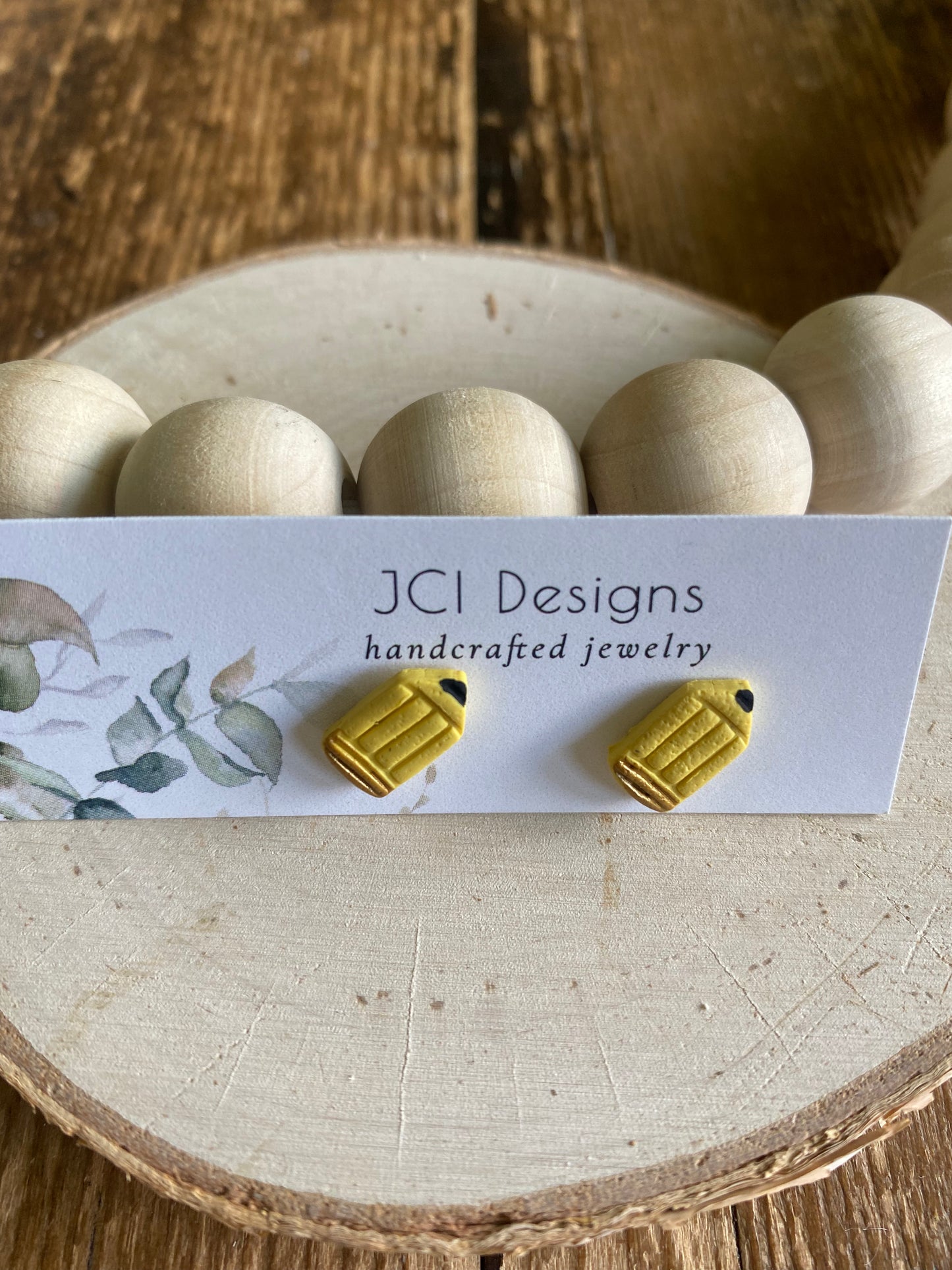 Pencil studs