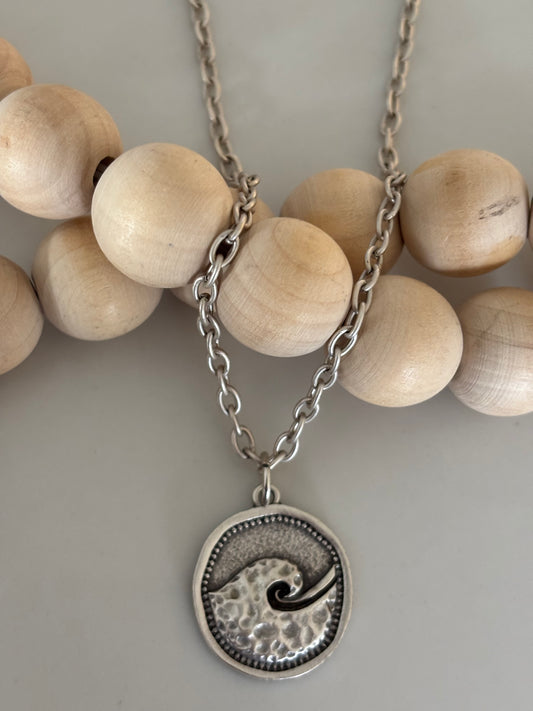 Wave necklace