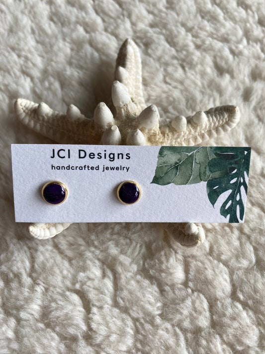 Eggplant micro studs