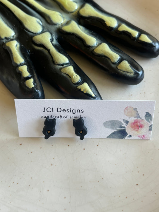 Black cat studs