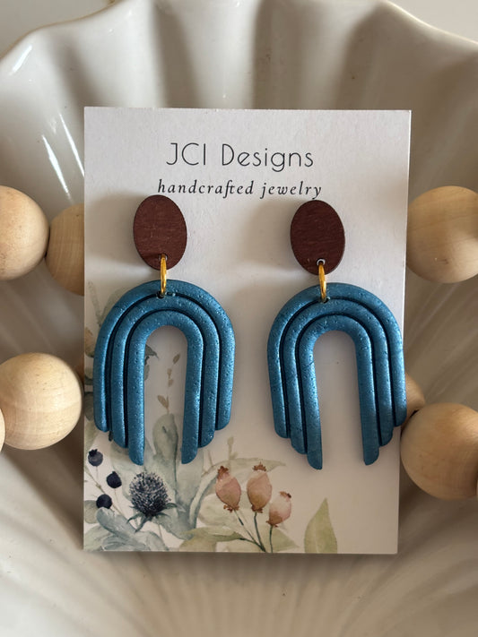 Arches in vibrant blue