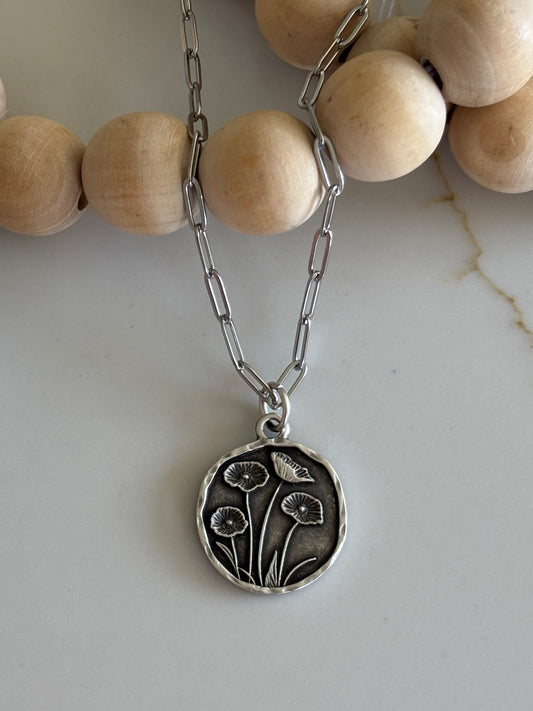 Poppy necklace