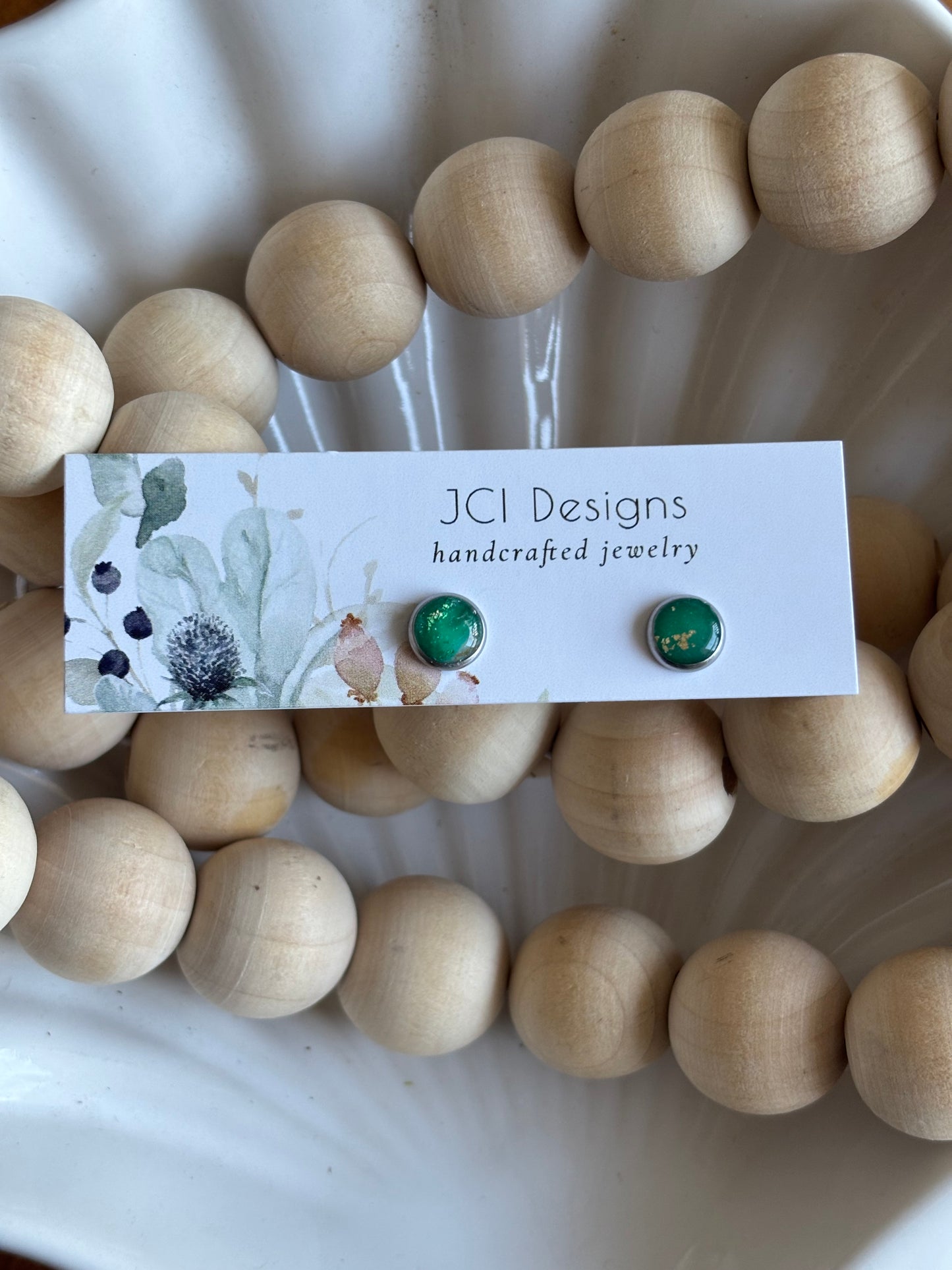 Silver micro stud in emerald